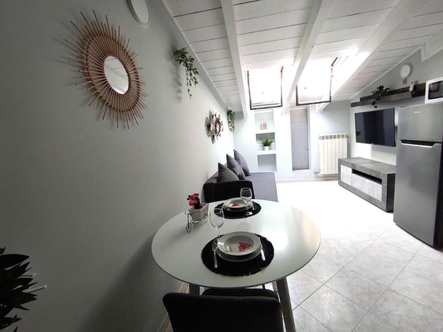 Apartmán Free Parking Tiny House Wifi Netflix 15 Minuti Dal Duomo Milán Exteriér fotografie