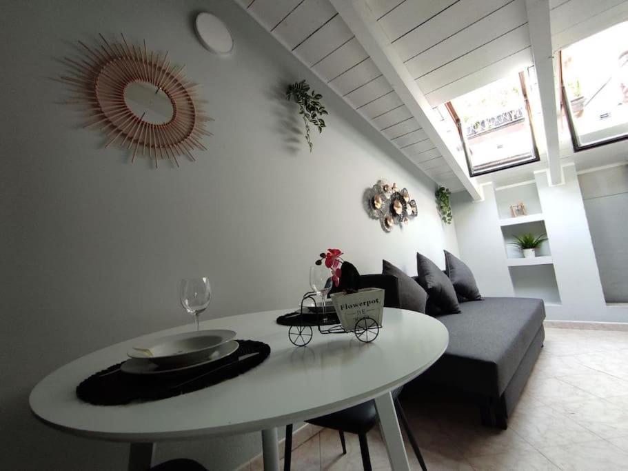 Apartmán Free Parking Tiny House Wifi Netflix 15 Minuti Dal Duomo Milán Exteriér fotografie