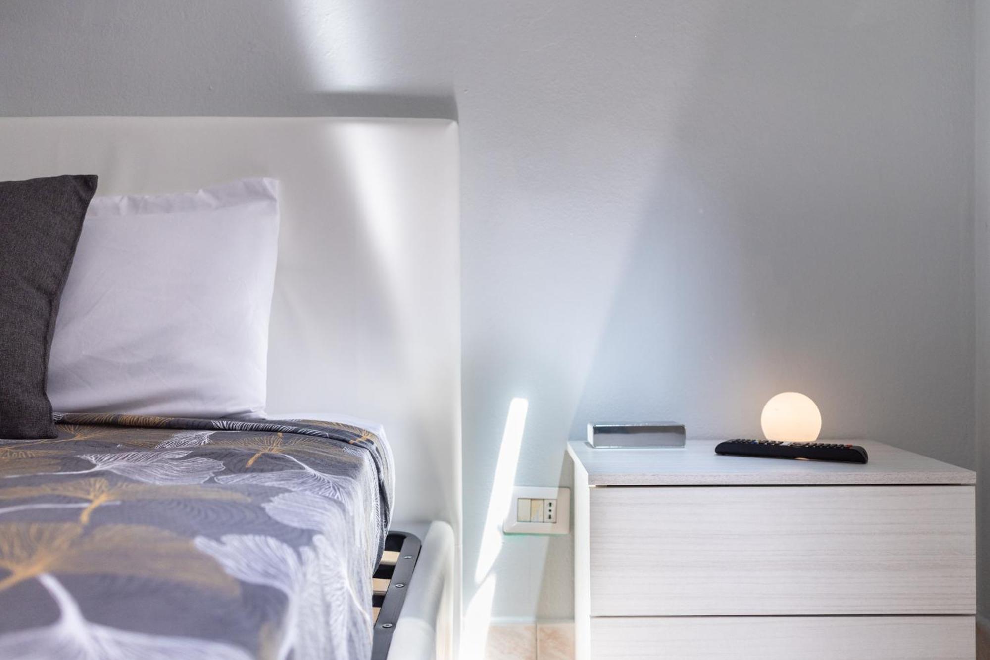 Apartmán Free Parking Tiny House Wifi Netflix 15 Minuti Dal Duomo Milán Exteriér fotografie