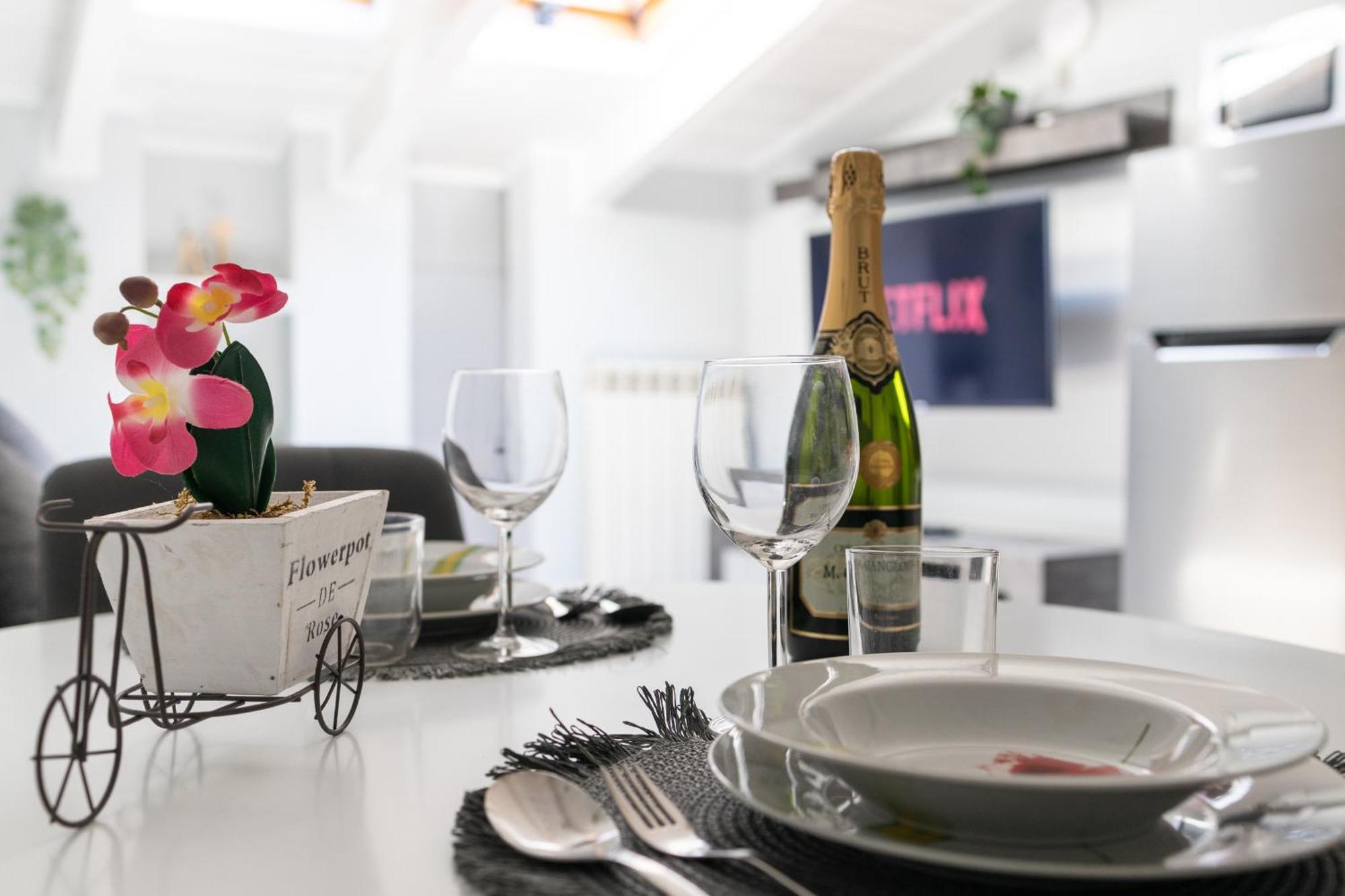 Apartmán Free Parking Tiny House Wifi Netflix 15 Minuti Dal Duomo Milán Exteriér fotografie